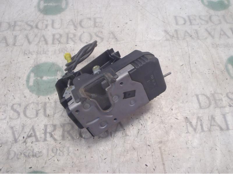 Recambio de cerradura puerta delantera derecha para nissan primastar (x..) avantour l1h1 2,7 t / 7-sitzer referencia OEM IAM   