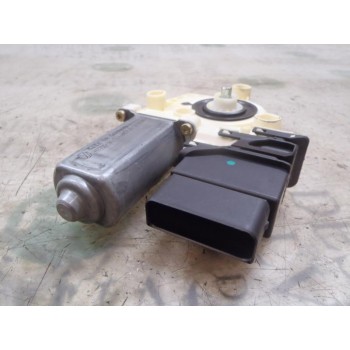 MOTOR ELEVALUNAS TRASERO IZQUIERDO 1K0959703FL03 1K0959703C 993419108