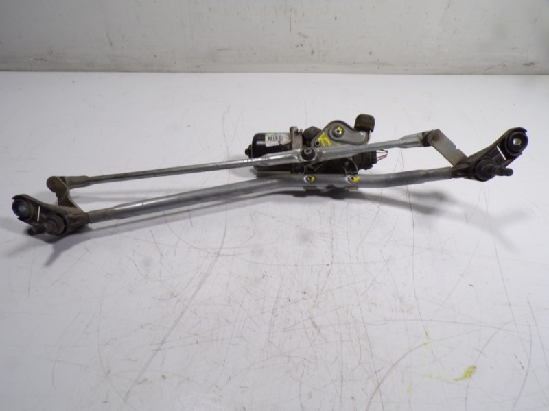 Recambio de motor limpia delantero para renault kangoo z.e. referencia OEM IAM 8200409692 8200409692C 