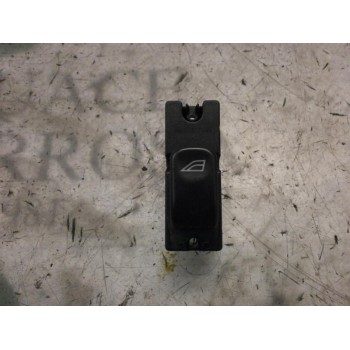 MANDO ELEVALUNAS TRASERO IZQUIERDO 