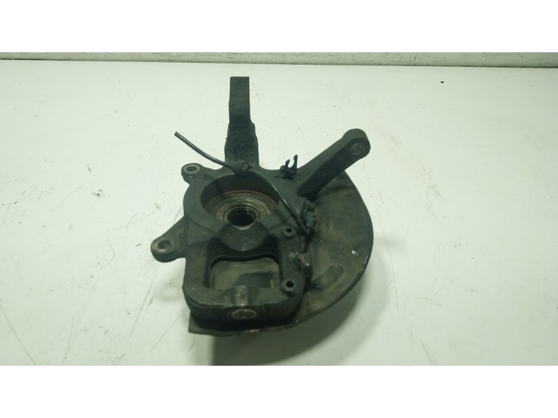 Recambio de mangueta delantera derecha para ssangyong korando (ck) 2.0 e-xdi referencia OEM IAM   