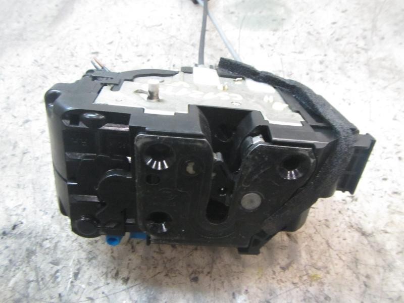 Recambio de cerradura puerta trasera derecha para hyundai i20 classic referencia OEM IAM 814201J020  