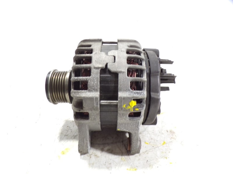 Recambio de alternador para renault megane iv berlina 5p 1.5 dci diesel fap energy referencia OEM IAM  231004EA0AF 