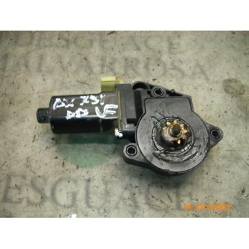 MOTOR ELEVALUNAS DELANTERO DERECHO 824602D000 