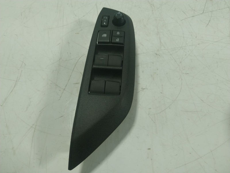 Recambio de mando elevalunas delantero izquierdo para toyota yaris cross (mxp_) 1.5 hybrid (mxpj10) referencia OEM IAM 840400D02