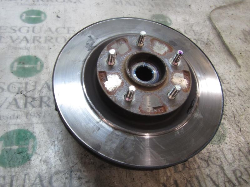 Recambio de mangueta delantera derecha para mitsubishi grandis (na0w) 2.0 di-d cat referencia OEM IAM MR594356  