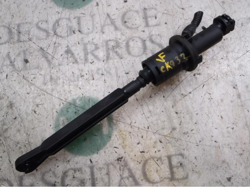 Recambio de bomba embrague para peugeot 308 confort referencia OEM IAM   