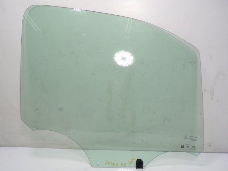 Recambio de cristal puerta delantero derecho para toyota proace city 1.5 dci referencia OEM IAM   