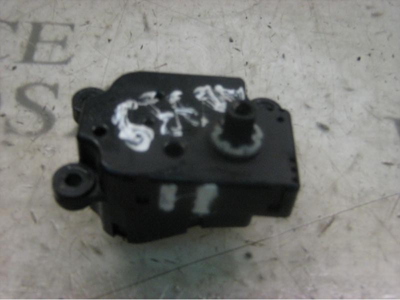 Recambio de motor apertura trampillas climatizador para peugeot 307 (s1) xr referencia OEM IAM   