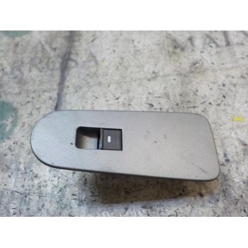 MANDO ELEVALUNAS DELANTERO DERECHO 