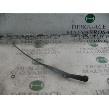 BRAZO LIMPIA DELANTERO DERECHO 