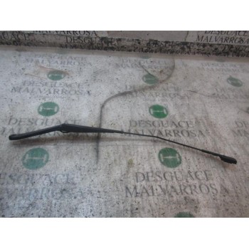 BRAZO LIMPIA DELANTERO DERECHO 