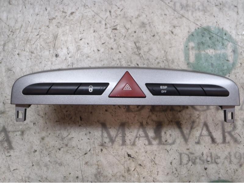 Recambio de warning para peugeot 308 confort referencia OEM IAM   