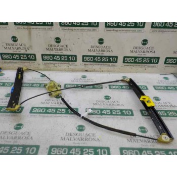 ELEVALUNAS DELANTERO DERECHO 