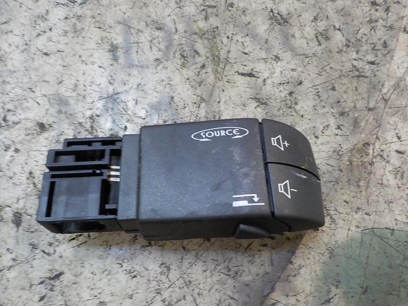 Recambio de modulo electronico para renault twingo 1.2 16v referencia OEM IAM 8200009040  