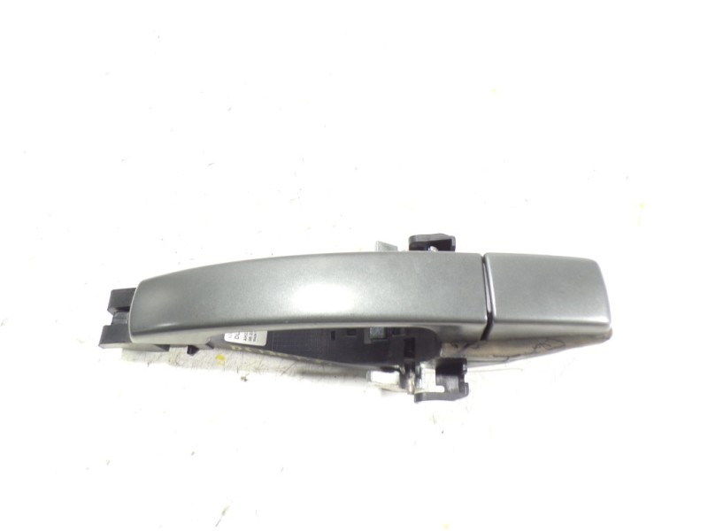 Recambio de maneta exterior trasera izquierda para land rover discovery 4 tdv6 se referencia OEM IAM LR019308  