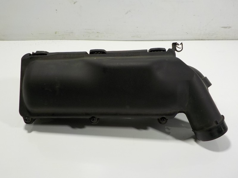 Recambio de filtro aire para peugeot rcz 1.6 16v turbo referencia OEM IAM 1440Q1 V75836818008 1440Q2