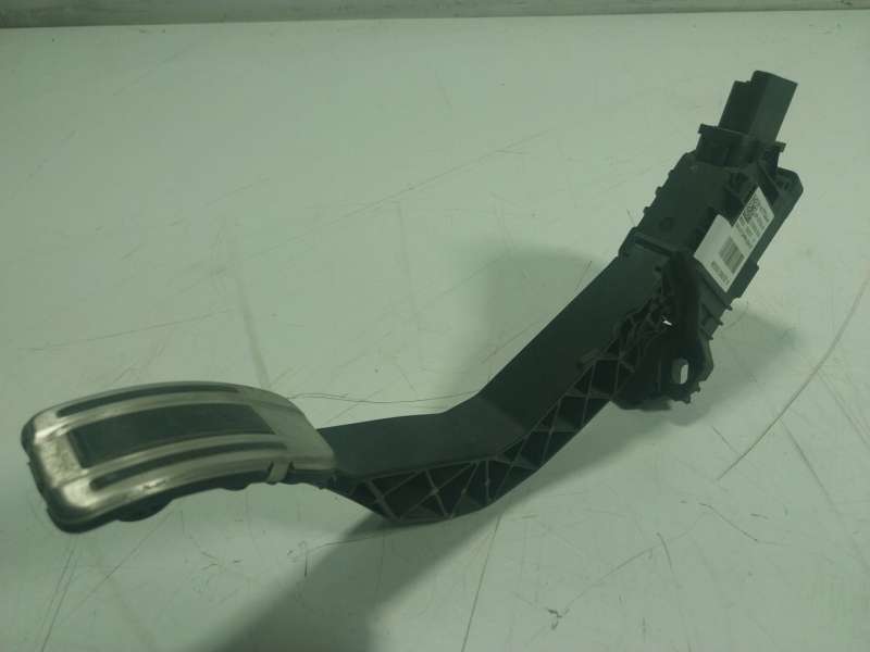 Recambio de potenciometro pedal para opel corsa f (p2jo) 1.2 (68) referencia OEM IAM  9827704480 