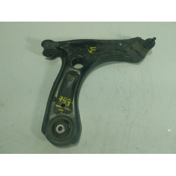 BRAZO SUSPENSION INFERIOR DELANTERO DERECHO 6R0407152F 