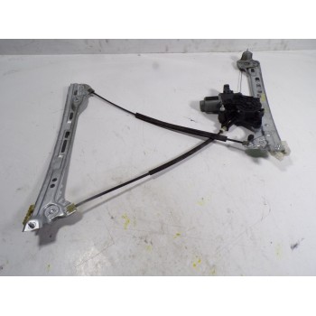 ELEVALUNAS DELANTERO DERECHO 807206746R 807206746R C47194102