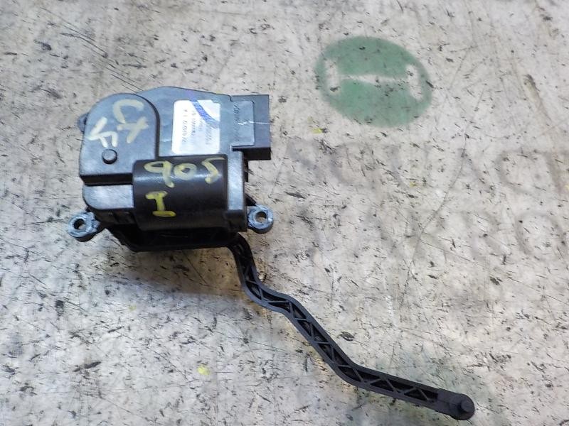 Recambio de motor apertura trampillas climatizador para tata vista 1.4 75cv referencia OEM IAM   