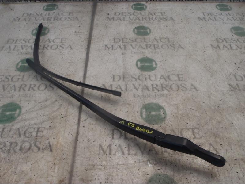 Recambio de brazo limpia delantero derecho para audi a6 berlina (4b2) 2.5 tdi referencia OEM IAM 4B1955408D  