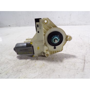MOTOR ELEVALUNAS DELANTERO IZQUIERDO LR015451 AH2215B553AA 917226100