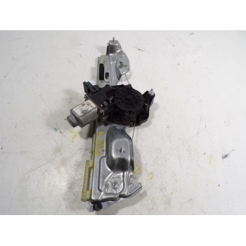 ELEVALUNAS TRASERO DERECHO 827204587R 827204587R 