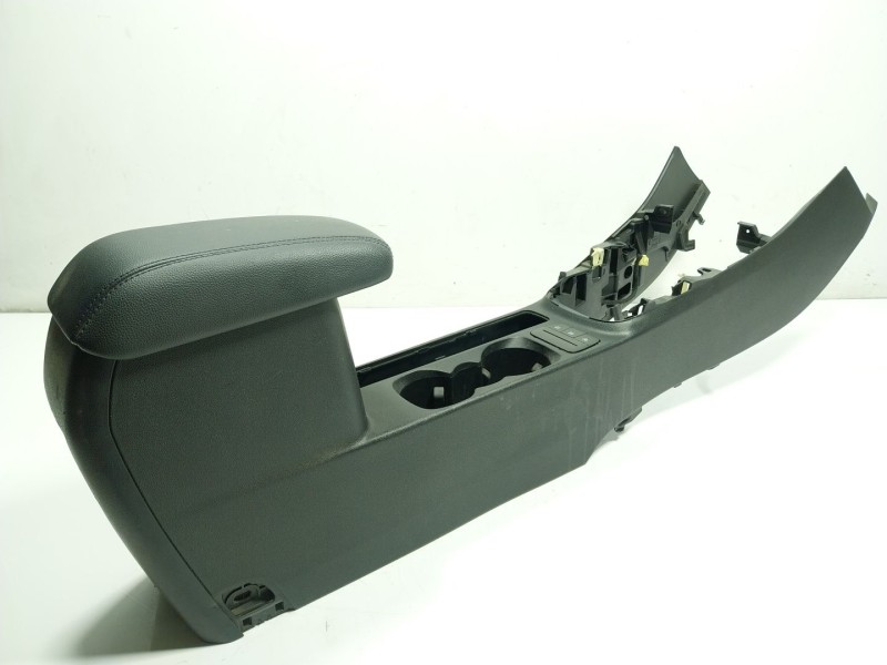 Recambio de apoyabrazos central para ford fiesta vii (hj, hf) 1.0 ecoboost referencia OEM IAM 2519143  