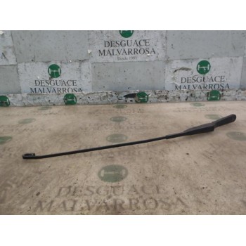 BRAZO LIMPIA DELANTERO DERECHO 