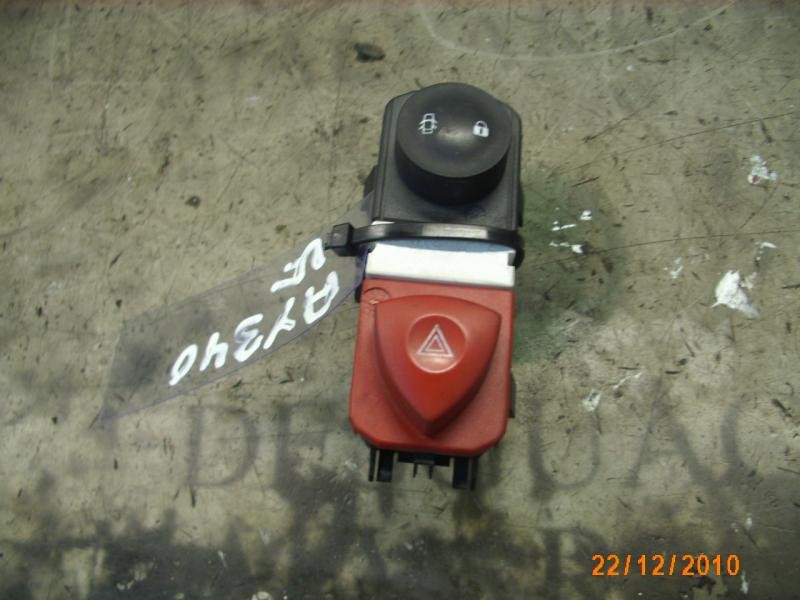 Recambio de warning para renault scenic ii confort dynamique referencia OEM IAM   