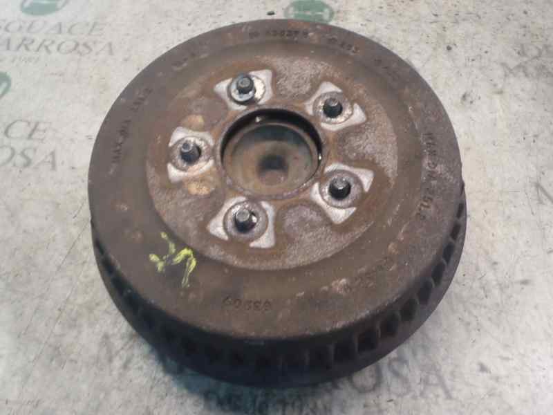 Recambio de mangueta trasera derecha para chrysler voyager (gs) 2.5 td le grand voyager referencia OEM IAM   