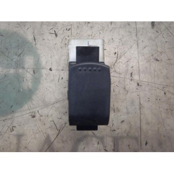 MANDO ELEVALUNAS DELANTERO DERECHO 