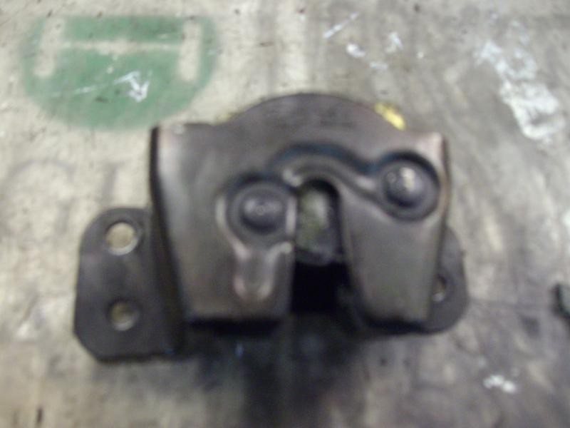 Recambio de cerradura maletero / porton para hyundai tucson (jm) 2.0 crdi comfort (4wd) referencia OEM IAM 871302E000  