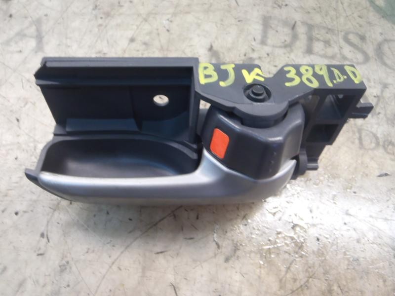 Recambio de maneta interior delantera derecha para suzuki alto amf 310 gl referencia OEM IAM   