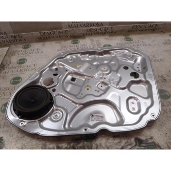 ELEVALUNAS DELANTERO DERECHO 824811P000 