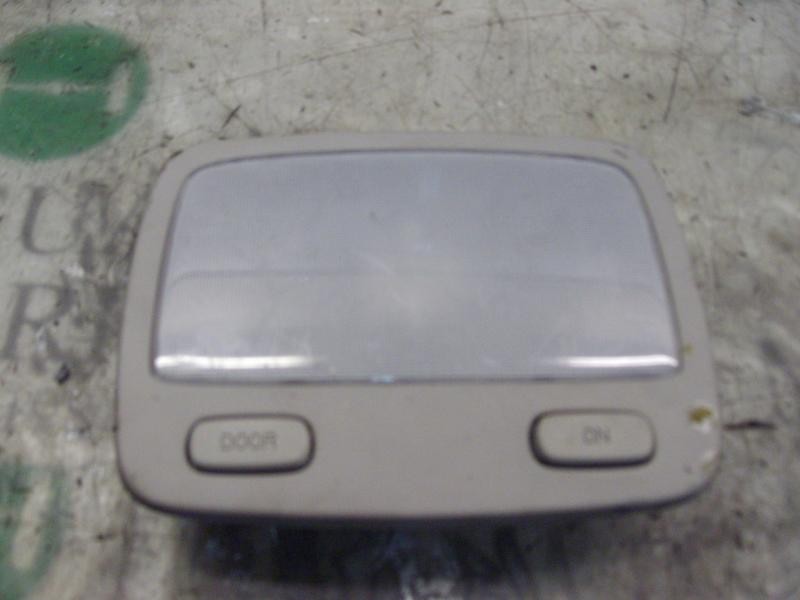 Recambio de piloto interior para hyundai tucson (jm) 2.0 crdi comfort (4wd) referencia OEM IAM 928002E000GF  