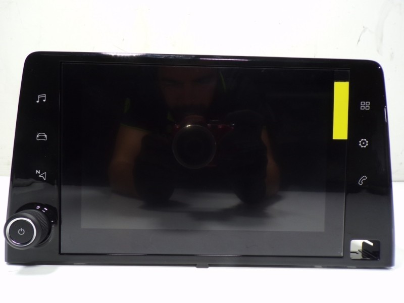 Recambio de pantalla multifuncion para toyota proace city 1.5 dci referencia OEM IAM  98345773ZD 