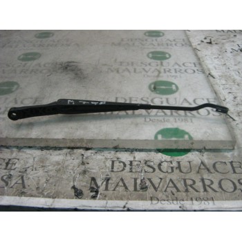 BRAZO LIMPIA DELANTERO DERECHO 