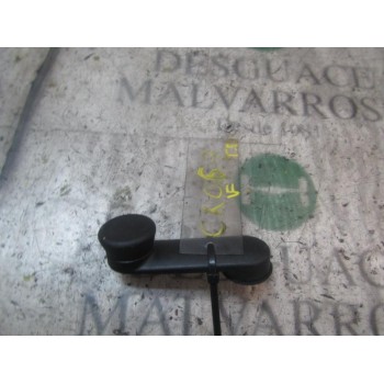 MANETA ELEVALUNAS TRASERA DERECHA 