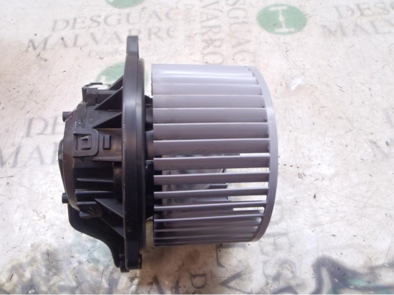 Recambio de motor calefaccion para kia venga 1.4 cat referencia OEM IAM 971131P000 F0053B2407 F0053B2407