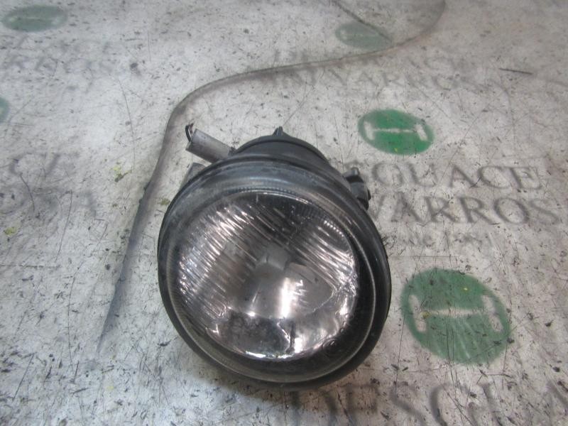 Recambio de faro antiniebla derecho para renault clio ii fase i (b/cbo) 1.9 diesel referencia OEM IAM   