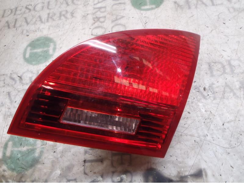 Recambio de piloto trasero derecho interior para kia venga 1.4 cat referencia OEM IAM 924061P000  