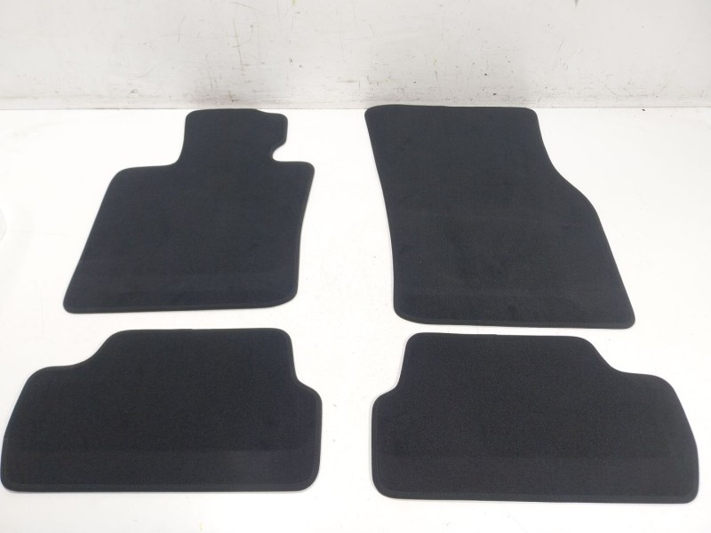 Recambio de juego tapizados / cartoneras para mini mini (f56) cooper referencia OEM IAM  5147733765609 