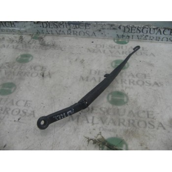 BRAZO LIMPIA DELANTERO DERECHO 