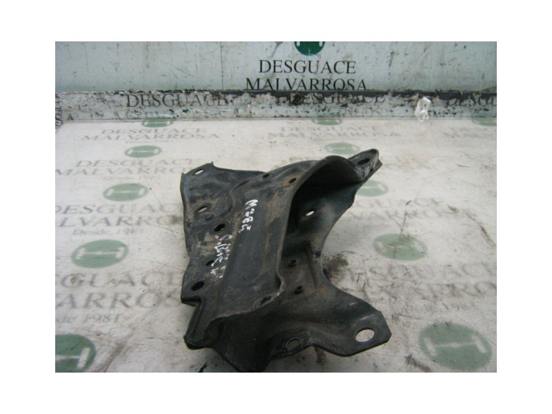 Recambio de soporte brazo suspension delantero izquierdo para ford fiesta berl./courier 1.8 diesel referencia OEM IAM   