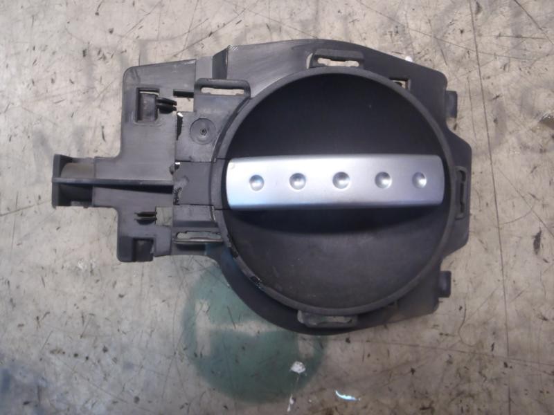 Recambio de maneta interior delantera izquierda para citroën c2 vts referencia OEM IAM   
