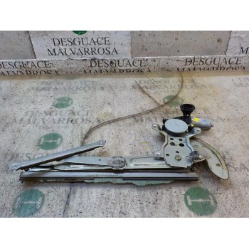 ELEVALUNAS DELANTERO DERECHO 