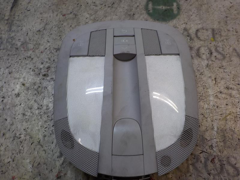 Recambio de piloto interior para mercedes-benz clase r (w251) 3.0 cdi cat referencia OEM IAM A1648201323  