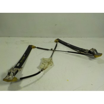 ELEVALUNAS DELANTERO DERECHO 